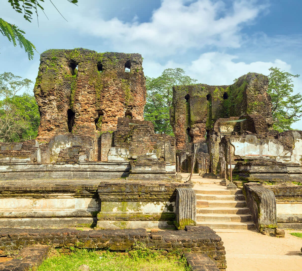 Polonnaruwa package